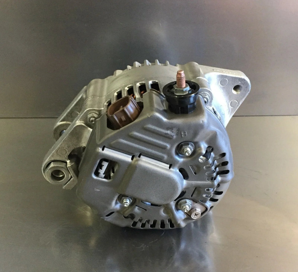 Fits Toyota Yaris 2006 2007 2008 2009 (1.5L) Alternator 11203r